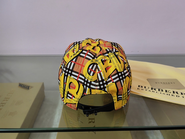 ブランド帽子側面デザイン